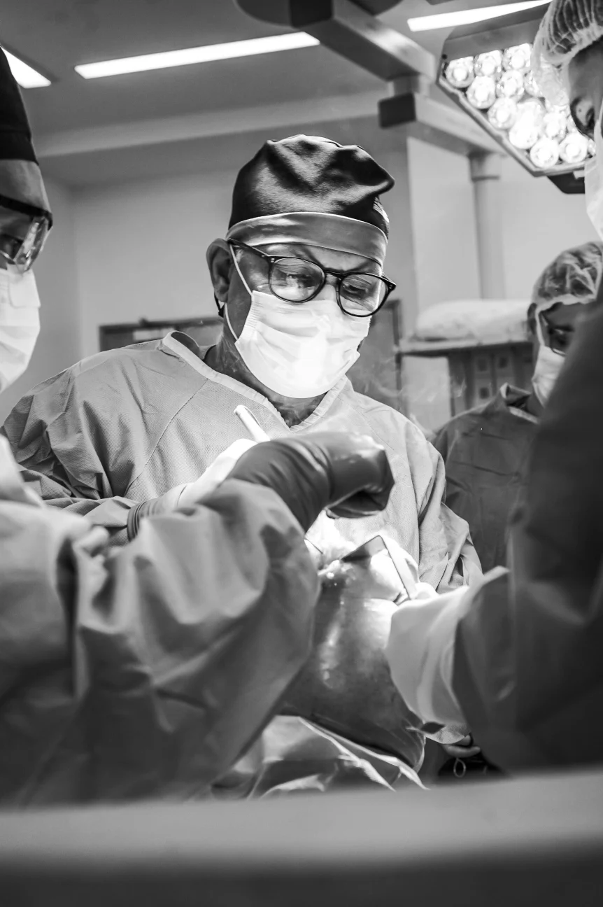 Dr. Sérgio Costa - Formação